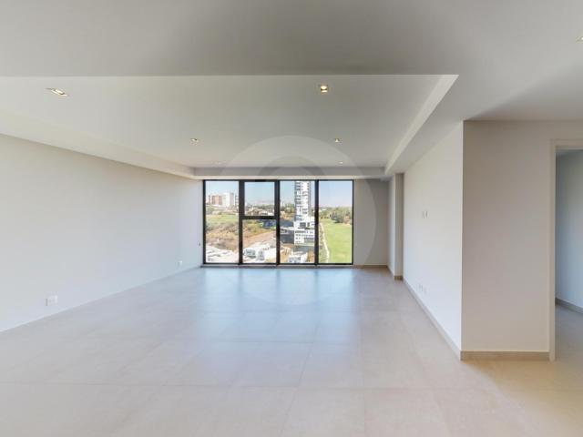 Departamento en renta en Residencial The Oaks con AMENIDADES COMPLETAS y 2 ESTACIONAMIENTOS