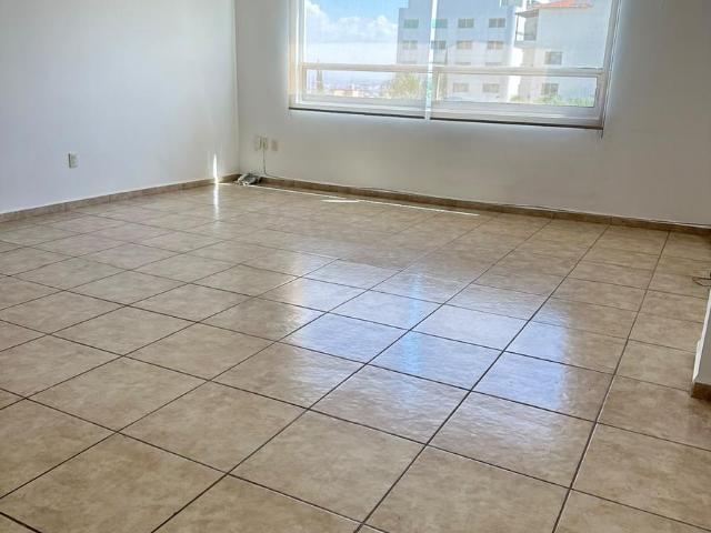 Departamento en Renta en Torre Azul | 2 Rec?maras, Alberca y Vista Panor?mica en Zona Norte