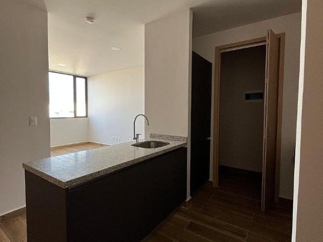 DEPARTAMENTO EN RENTA EN TORRE PATRIA COLOMOS 2644