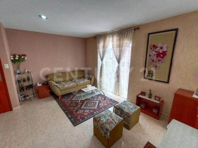 Departamento en Renta en Tlalnepantla Centro, Tlalnepantla, Edo. Méx