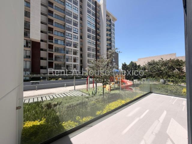 Departamento en Renta en Villa del Sol, Queretaro