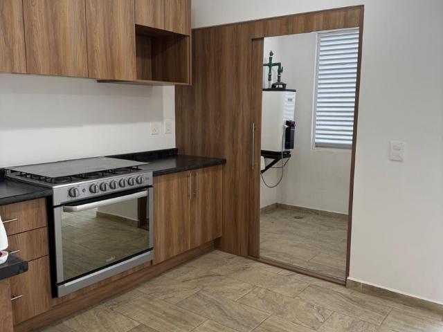 Departamento en Renta en Zona Céntrica de Corregidora, Cerca de Todo