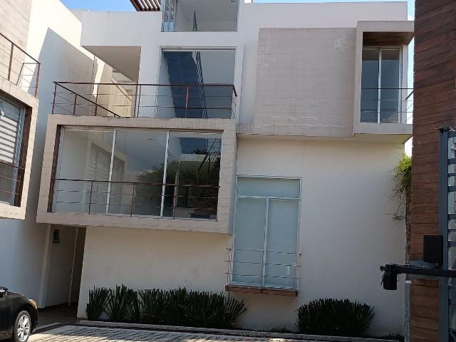Departamento en renta en zibata condominio el Mezquite