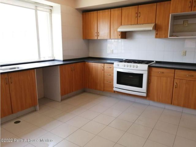 Departamento en renta Lomas De Tecamachalco Secc Cumbres, Huixquilucan