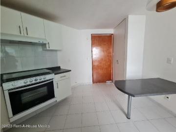 Departamento en renta Lomas De Tecamachalco Secc Cumbres, Huixquilucan