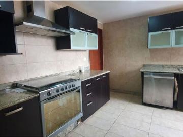 Departamento en renta Lomas De Tecamachalco Secc Cumbres, Huixquilucan