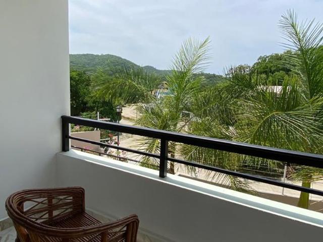 Departamento en renta La Crucecita, Sector N, La Crucecita, Santa María Huatulco, Oaxaca, 70988, México
