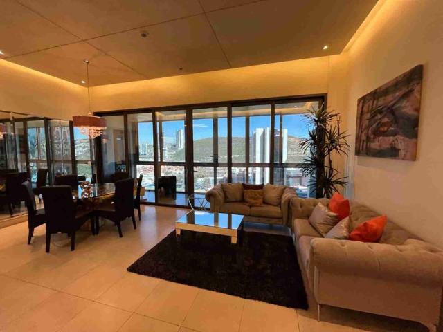 Departamento en renta Metropolitan Center, Avenida Lázaro Cárdenas, Valle Oriente, San Pedro Garza García, Nuevo León, México