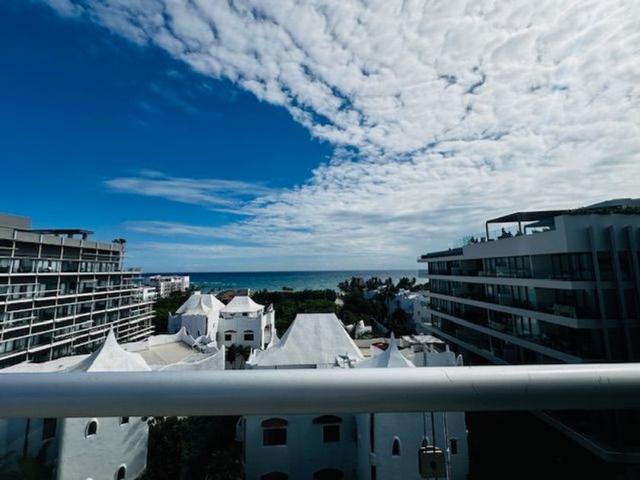 Departamento en renta Menesse On The Beach, Zazil ha, Playa Del Carmen, Quintana Roo, México
