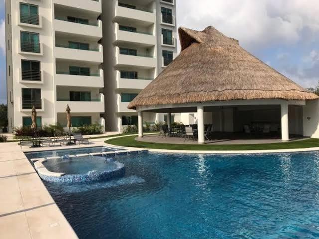 Departamento en renta Supermanzana11, Cancún