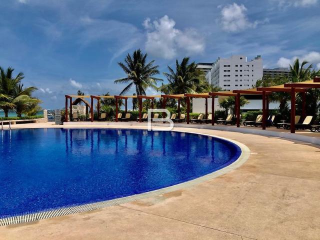 Departamento en renta Puerto Cancún, Cancún
