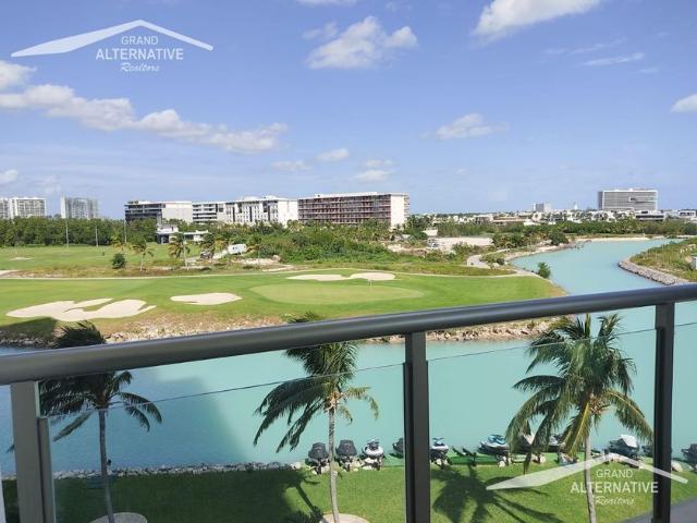 Departamento en renta Puerto Cancún, Cancún
