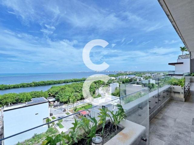 Departamento en renta Puerto Cancún, Cancún