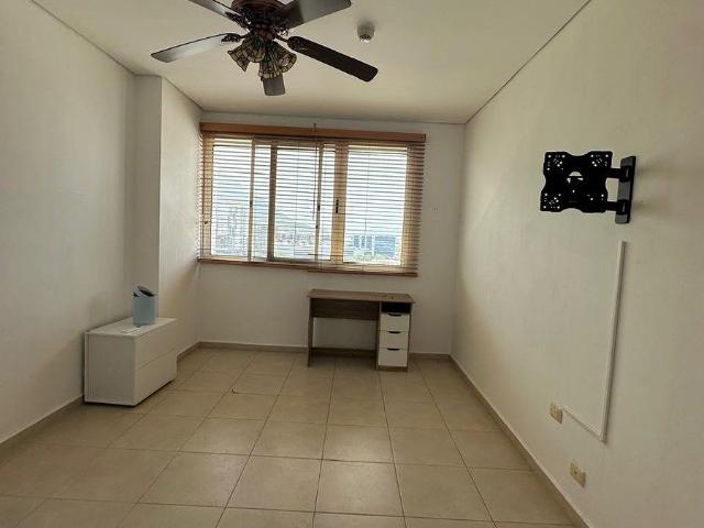 Departamento en Renta, Torre Iconos