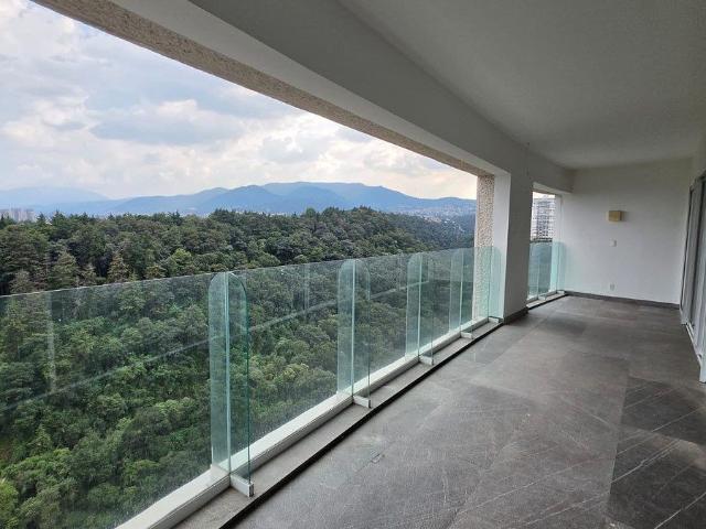 Departamento en renta torre nuevas de Basalto piso 12