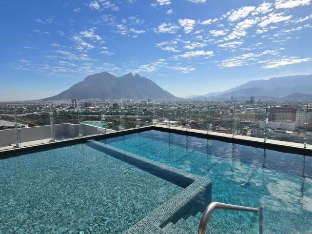 Departamento en Renta – Torre Una, Santa Lucía | 3 Recámaras
