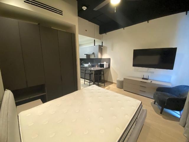 Departamento en renta tipo loft con balcón en obispado