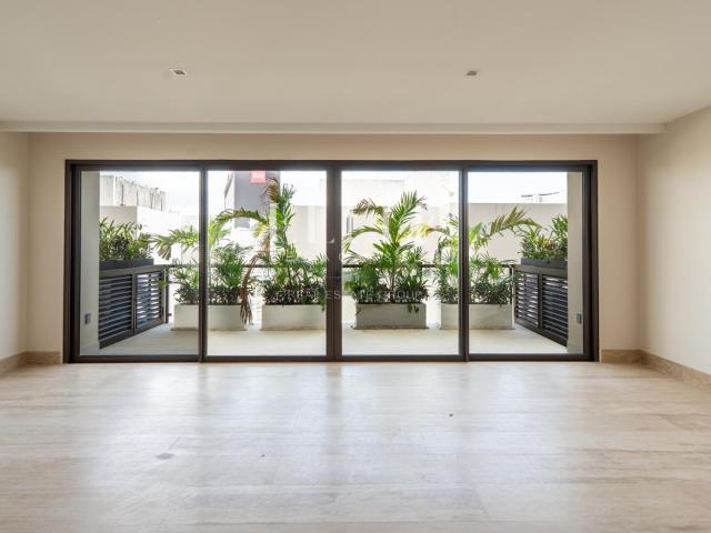 Departamento en Renta y Venta de 3 recamaras en Hodela SM 11