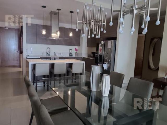 Departamento en Torre 827