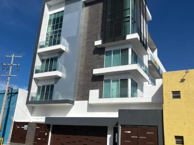 Departamento en Torre Lyra
