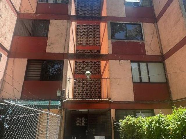 DEPARTAMENTO EN UNIDAD LINDAVISTA MANZANA 2