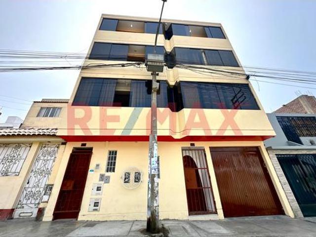 Departamento En Urb. Canto De Sol