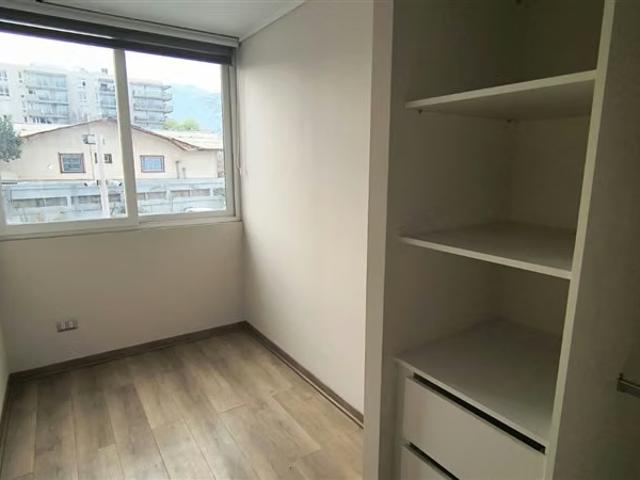 Departamento en venta 3 dormitorios 2 baños La Florida | 3 dormitorios por 144900. 00 en La Florida