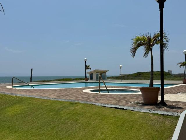 DEPARTAMENTO EN VENTA, 160mtrs, balc?n, 2 rec?maras, 2 estacionam, TORRES EL SENDERO, VERACRUZ