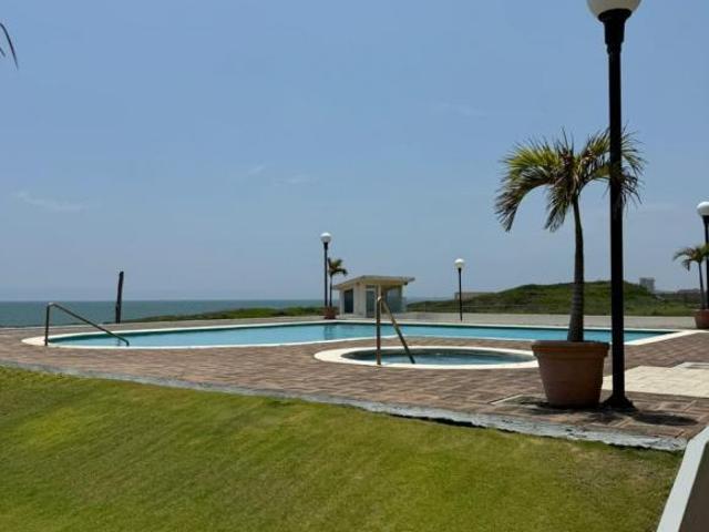 DEPARTAMENTO EN VENTA, 160mtrs, balcón, 2 recámaras, 2 estacionam, TORRES EL SENDERO, VERACRUZ