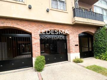 DEPARTAMENTO EN ALQUILER 2 AMBIENTES CON COCHERA Y BALCON en Inmomap