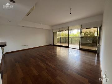 Departamento en venta 2 dormitorios escritorio cochera La Plata