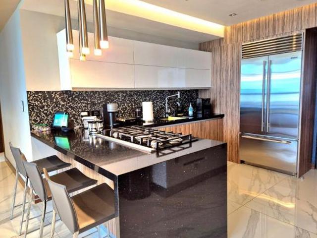 DEPARTAMENTO EN VENTA 3 REC. AMUEBLADO TORRE LUMINA $11 MILL