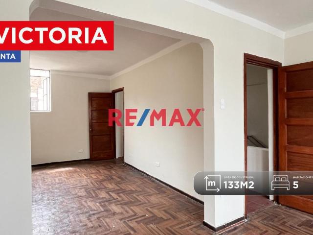 Departamento En Venta 2Do Piso Con Aires E Ingreso Independiente Cerca A Av. Grau