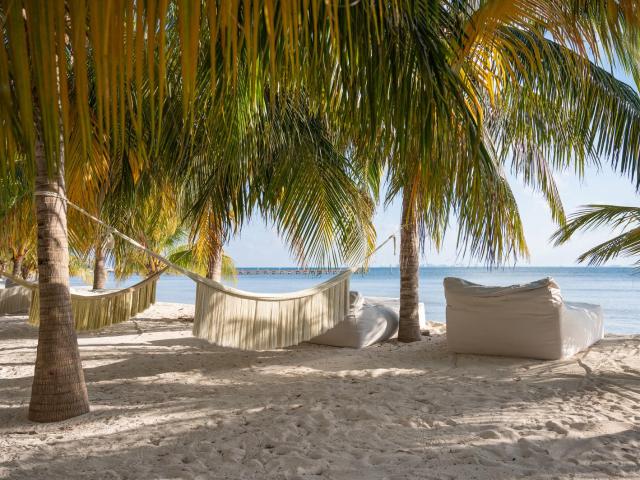 Departamento en Venta, 4 Rec?maras, Beach Front, Artila, Isla Mujeres