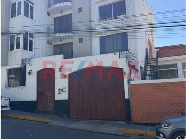 Departamento En Venta 4To Piso Cerca Al Club Internacional Yanahuara