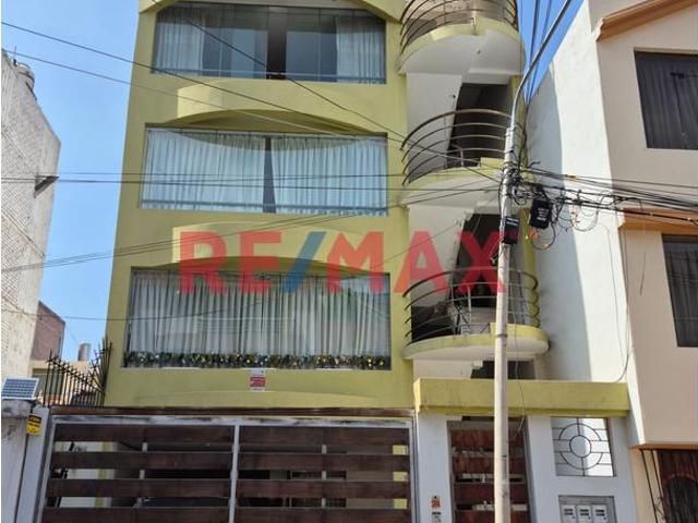 Departamento En Venta – 4To Piso, Zona Estratégica, Ubicado Al Costado De La Universidad San Martín De Porras