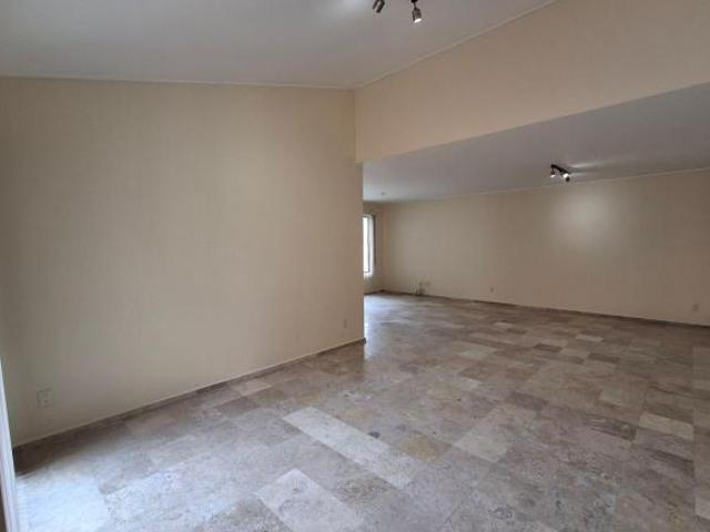 Departamento en Venta con balcón y mucha luz natural en progreso Tizapán