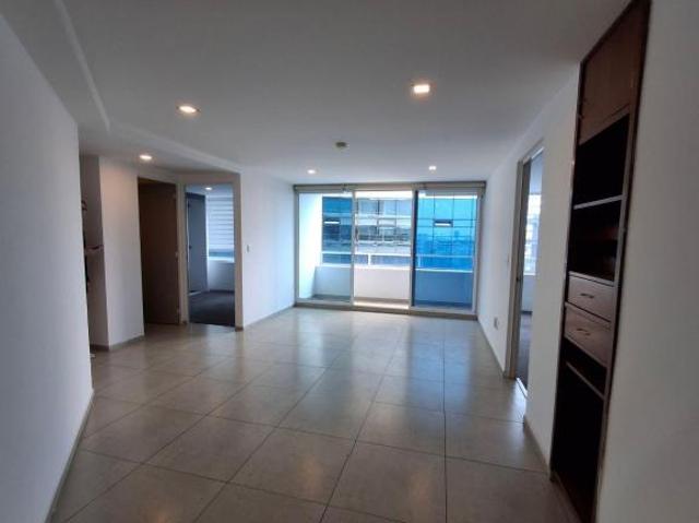 Departamento en venta con balcón, amenidades y roof garden en san pedro de los Pinos