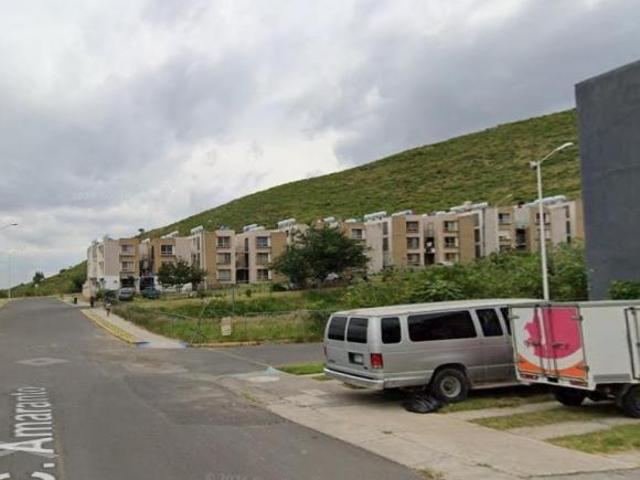 ? Departamento en Venta con Excelente Ubicación en Los Abedules
