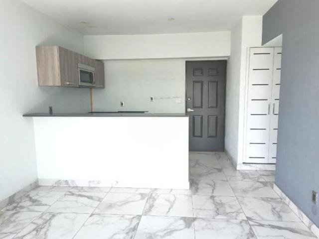 Departamento en Venta con 3 habitaciones en San Pedro de los Pinos