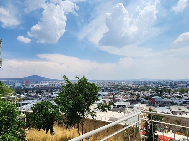 DEPARTAMENTO EN VENTA CERCA DE LOS ARCOS CON 2 NIVELES Y DOBLE ALTURA