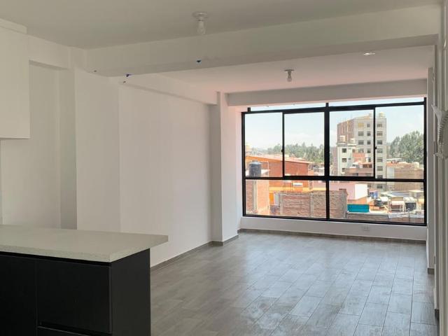 Departamento en venta cerca de la Universidad Continental Dpto 602