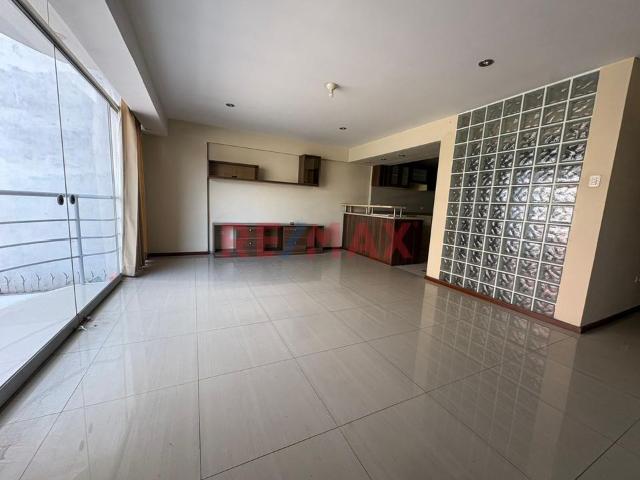 Departamento En Venta Cerro Colorado