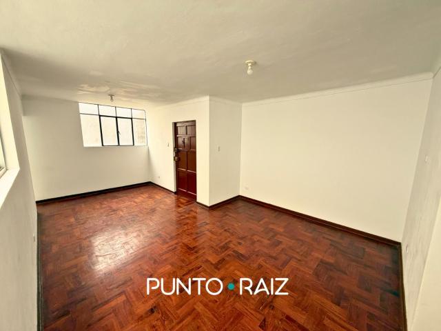 Departamento en venta a 1 cdra del parque Castilla