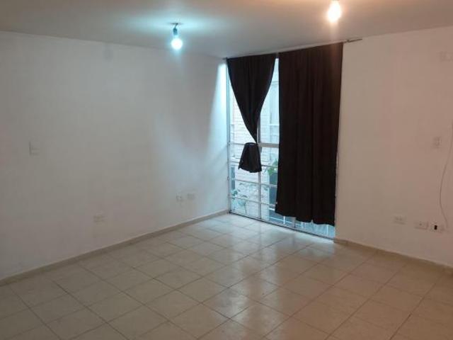 Departamento en venta a 3 minutos de metro Aquiles Serdán