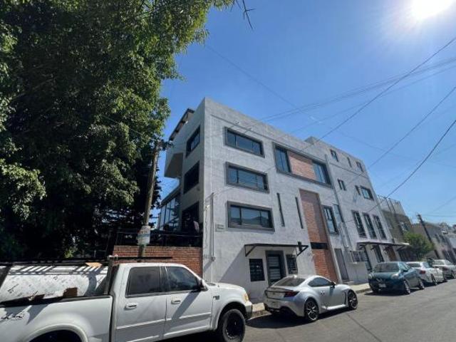 Departamento en venta a precio de oportunidad en Colonia Moderna