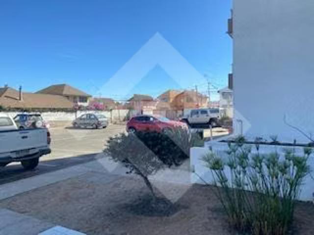 Departamento en venta de 3 dorm 2 baños piscina La Serena | 3 dormitorios por 3800.00 en La Serena