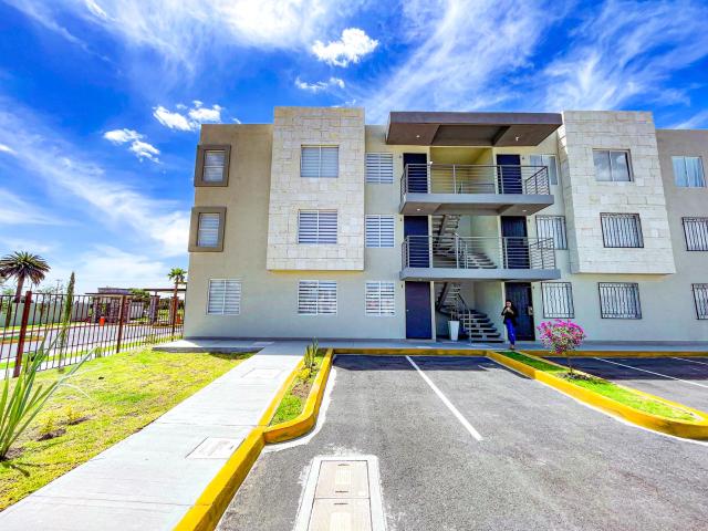 Departamento en venta de 3 habitaciones con estacionamiento privado y amenidades Tec?mac, Estado de M?xico