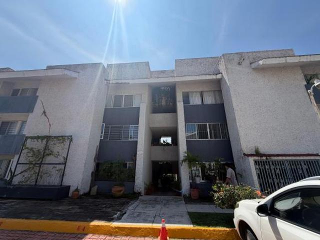 Departamento en venta de 3 habitaciones en lomas altas