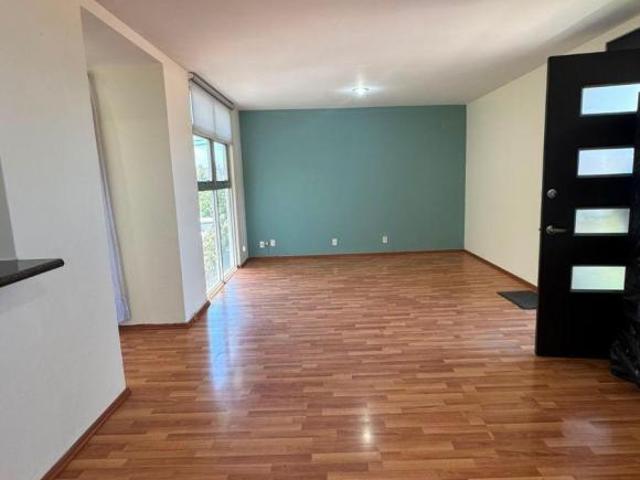 Departamento en venta de 105 m² en Santa Cruz Acatlán